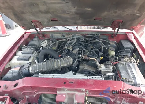 2004 Ford Explorer Sport Trac Adrenalin/Xls/Xlt z USA, uszkodzony, nr VIN 1FMZU77K24UA57323